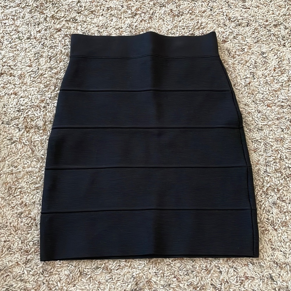 BCBG MAXAZRIA Bodycon Bandage Skirt